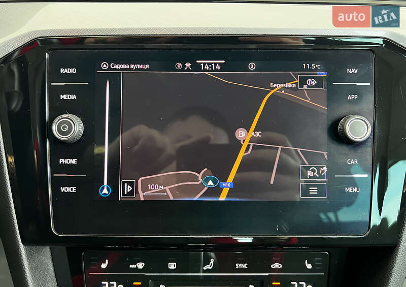 Універсал Volkswagen Passat 2021 в Львові