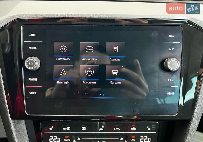 Універсал Volkswagen Passat 2021 в Львові