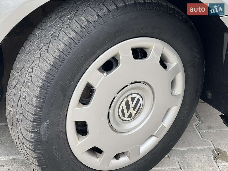 Седан Volkswagen Passat 2001 в Тернополе