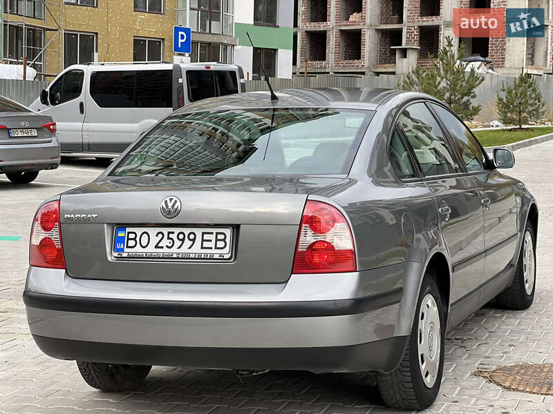 Седан Volkswagen Passat 2001 в Тернополе