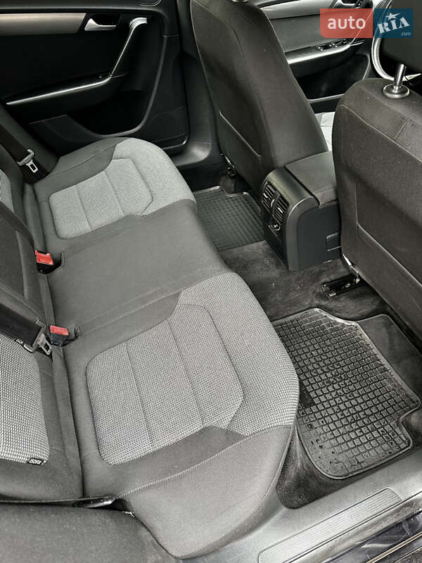 Седан Volkswagen Passat 2014 в Хмельницком