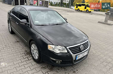 Седан Volkswagen Passat 2005 в Крюківщині