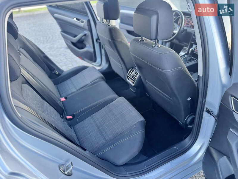 Універсал Volkswagen Passat 2021 в Києві