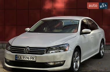 Седан Volkswagen Passat 2015 в Кропивницком