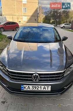 Седан Volkswagen Passat 2016 в Киеве Седан Volkswagen Passat 2016 в Киеве