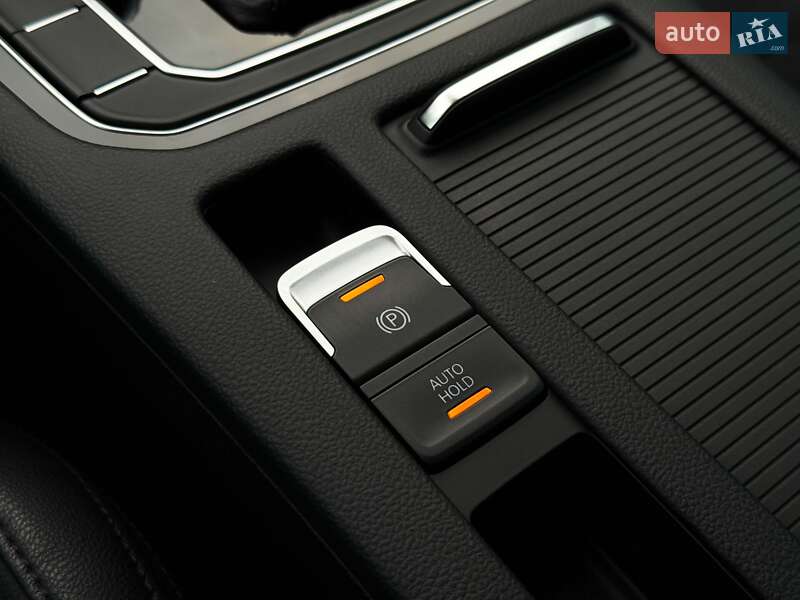Універсал Volkswagen Passat 2017 в Луцьку фото 46 Універсал Volkswagen Passat 2017 в Луцьку