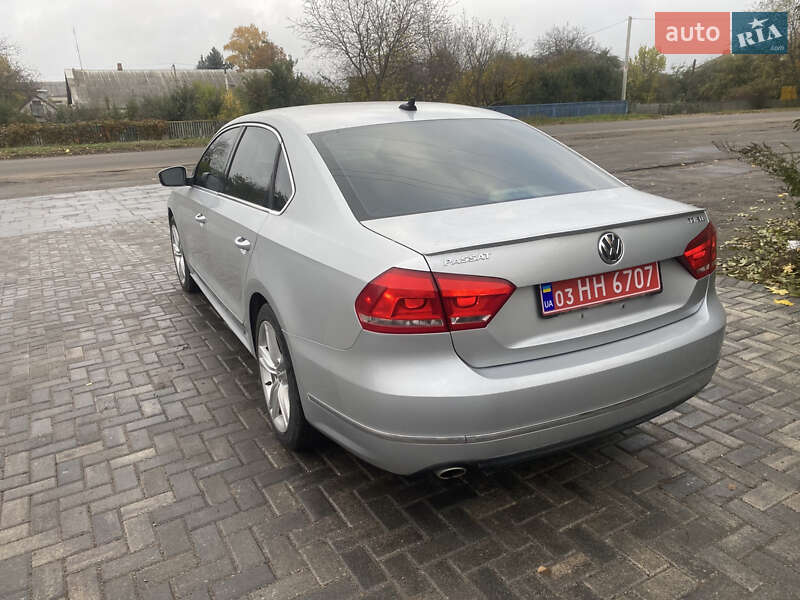 Седан Volkswagen Passat 2013 в Виннице