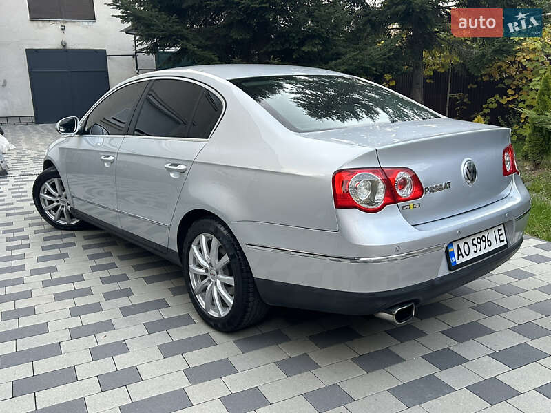 Седан Volkswagen Passat 2005 в Мукачево