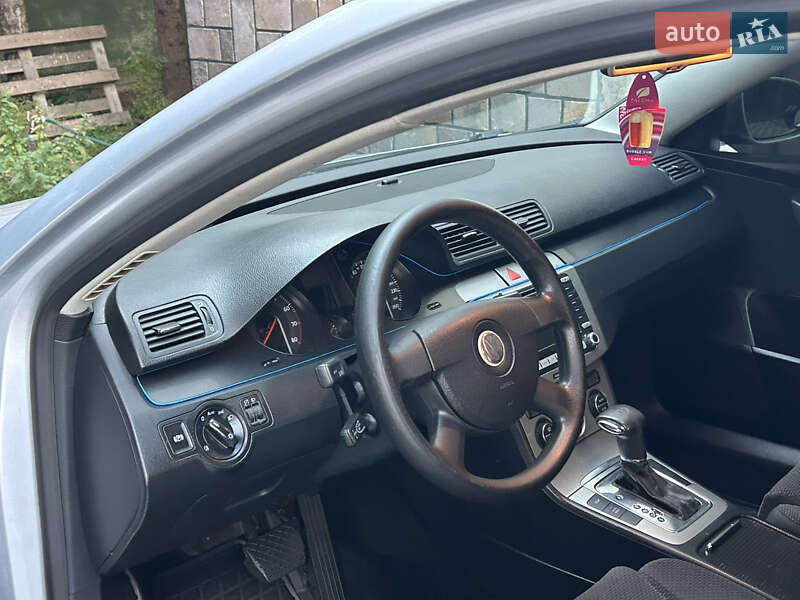 Седан Volkswagen Passat 2005 в Мукачево