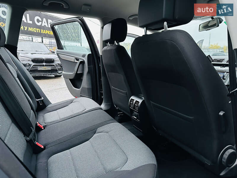 Универсал Volkswagen Passat 2013 в Харькове