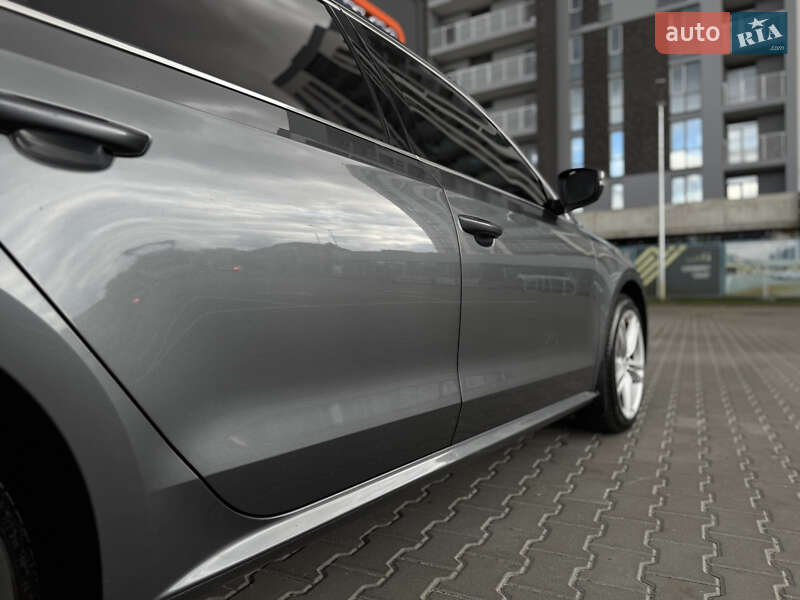 Седан Volkswagen Passat 2014 в Киеве