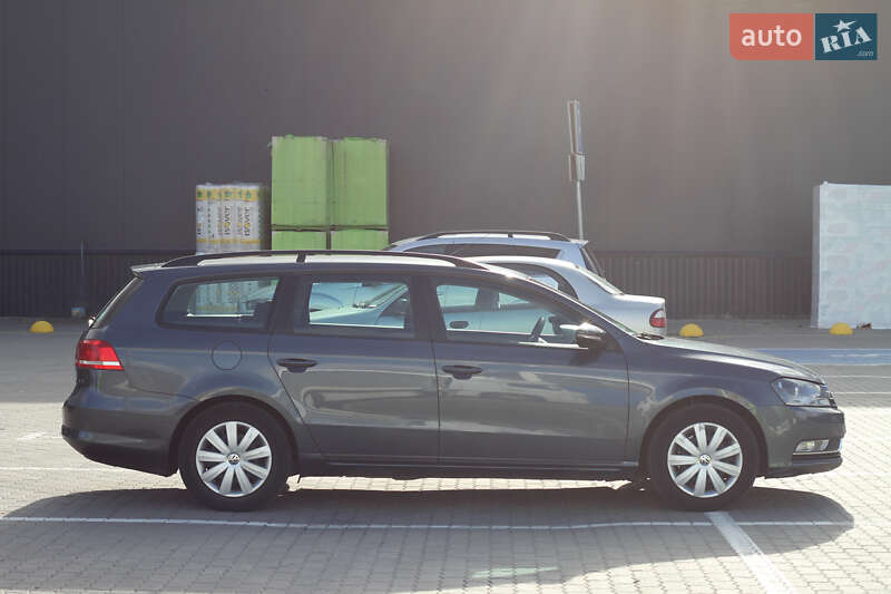 Универсал Volkswagen Passat 2011 в Ивано-Франковске фото 5 Универсал Volkswagen Passat 2011 в Ивано-Франковске