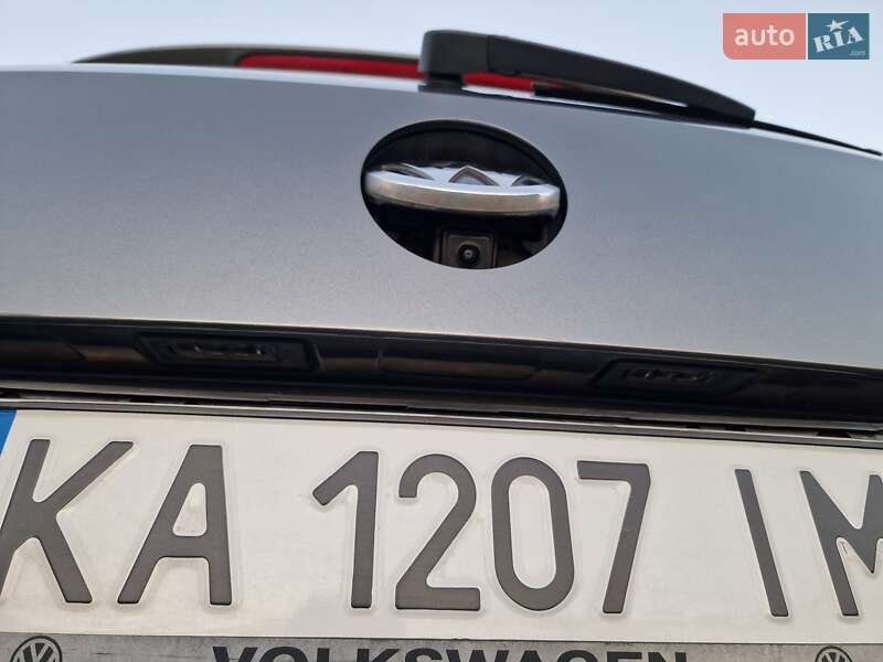 Універсал Volkswagen Passat 2015 в Києві фото 14 Універсал Volkswagen Passat 2015 в Києві
