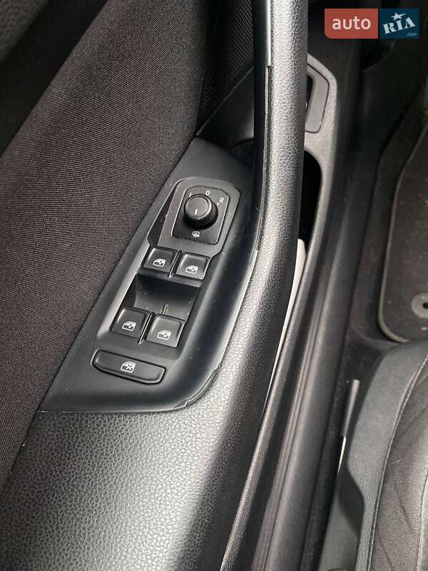 Универсал Volkswagen Passat 2016 в Чернигове