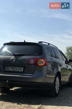 Универсал Volkswagen Passat 2008 в Жидачове