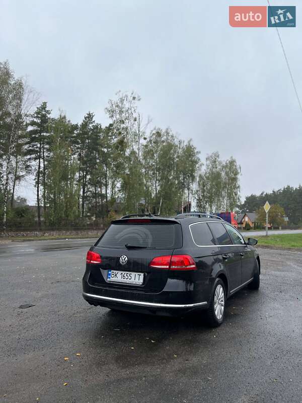 Универсал Volkswagen Passat 2012 в Маневичах