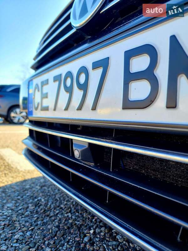 Седан Volkswagen Passat 2015 в Черновцах