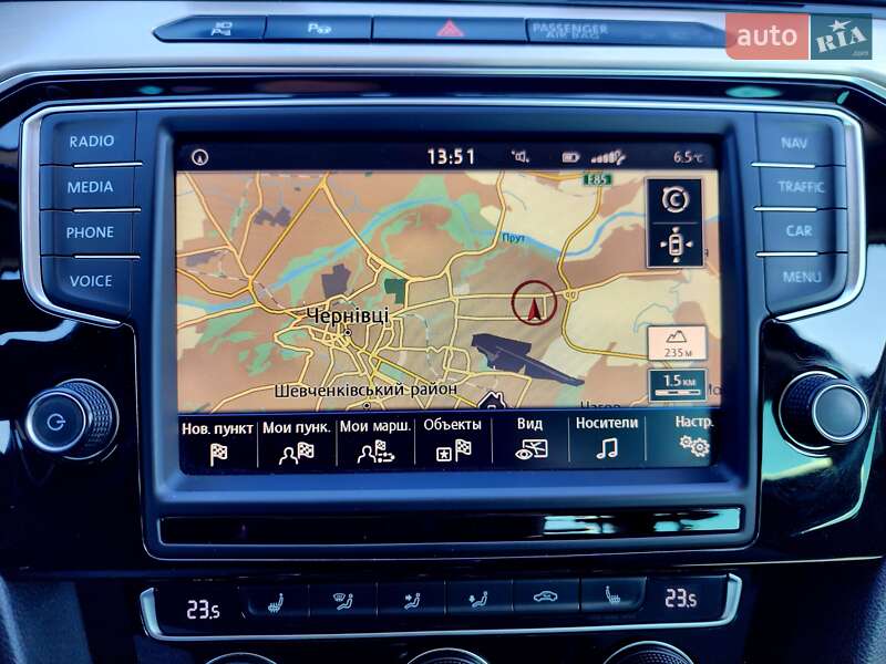 Седан Volkswagen Passat 2015 в Черновцах