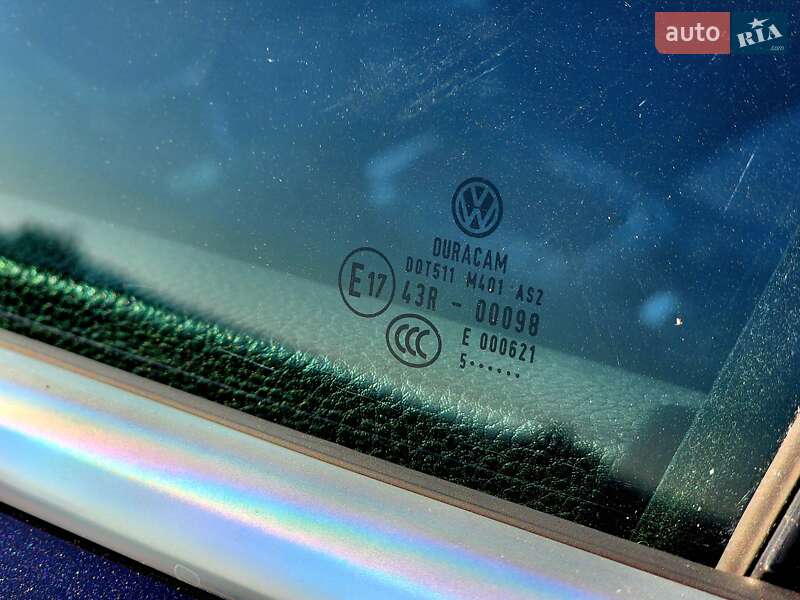 Седан Volkswagen Passat 2015 в Черновцах