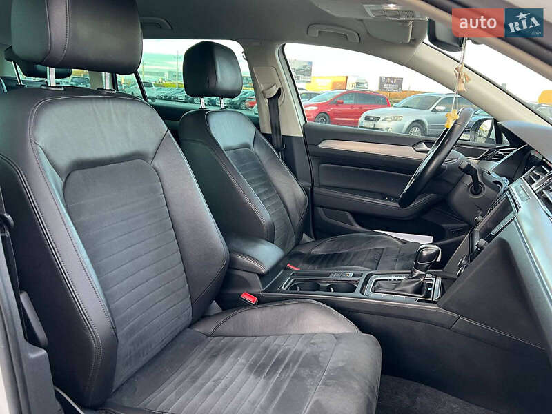 Універсал Volkswagen Passat 2016 в Львові фото 43 Універсал Volkswagen Passat 2016 в Львові