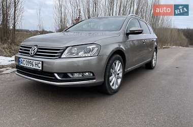 Універсал Volkswagen Passat 2012 в Торчині