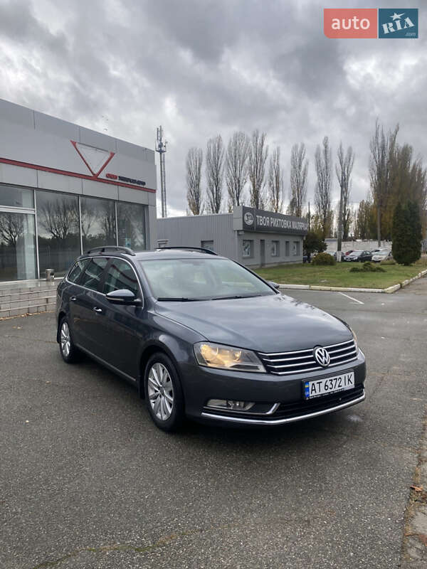 Универсал Volkswagen Passat 2011 в Киеве фото 4 Универсал Volkswagen Passat 2011 в Киеве
