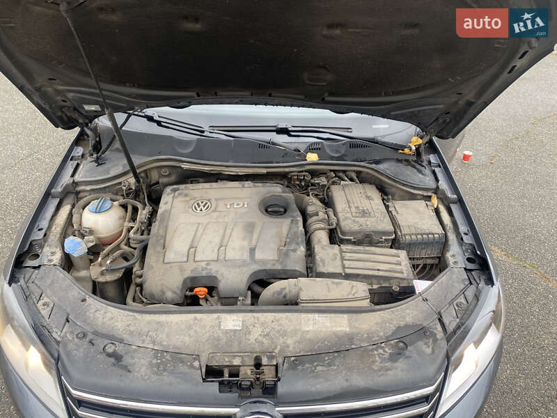 Универсал Volkswagen Passat 2011 в Киеве фото 14 Универсал Volkswagen Passat 2011 в Киеве