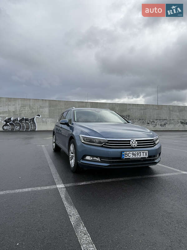 Универсал Volkswagen Passat 2017 в Львове фото 12 Универсал Volkswagen Passat 2017 в Львове