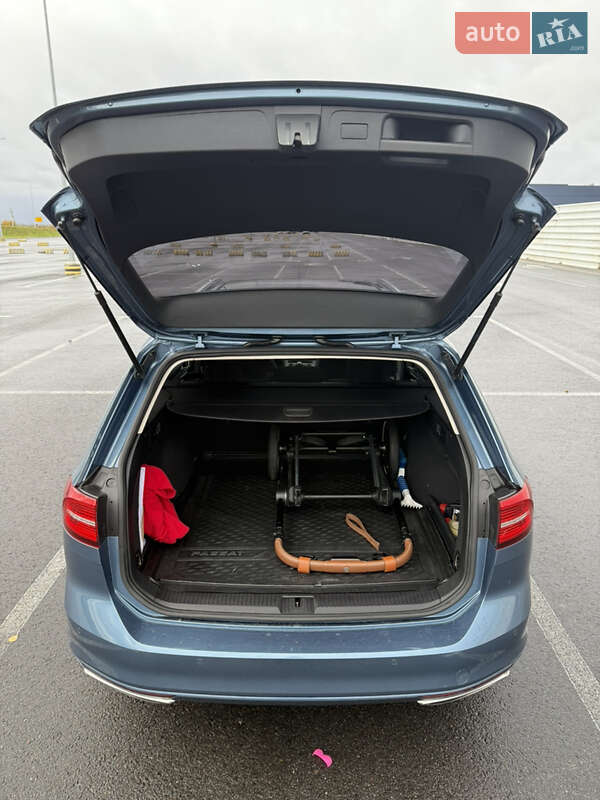 Универсал Volkswagen Passat 2017 в Львове фото 40 Универсал Volkswagen Passat 2017 в Львове