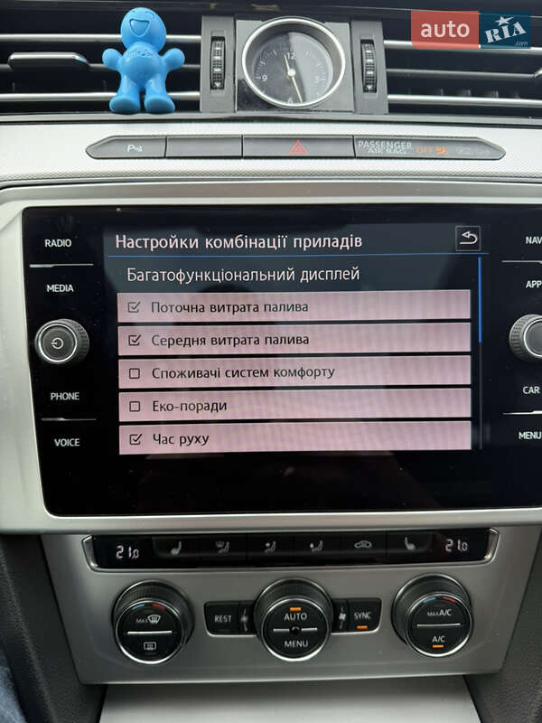 Универсал Volkswagen Passat 2017 в Львове фото 55 Универсал Volkswagen Passat 2017 в Львове