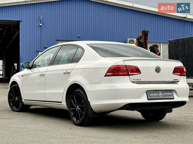 Седан Volkswagen Passat 2013 в Киеве фото 3 Седан Volkswagen Passat 2013 в Киеве