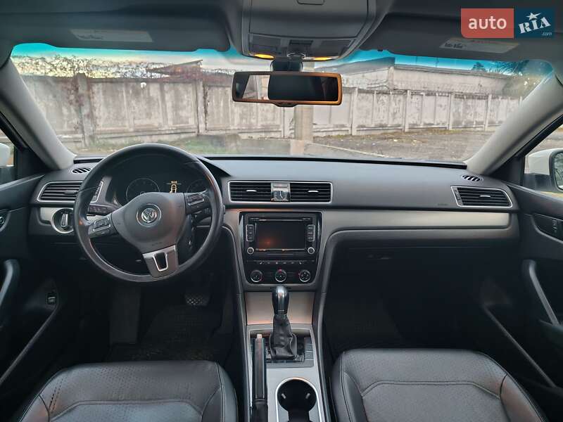 Седан Volkswagen Passat 2013 в Каменском