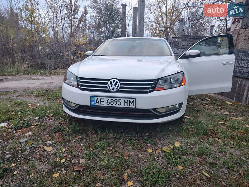 Седан Volkswagen Passat 2013 в Каменском