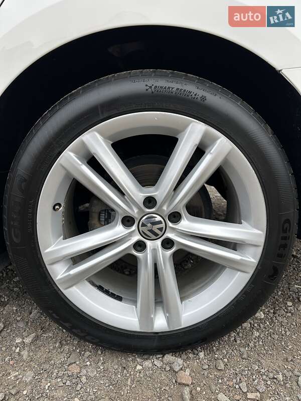 Седан Volkswagen Passat 2013 в Козелеці фото 23 Седан Volkswagen Passat 2013 в Козелеці