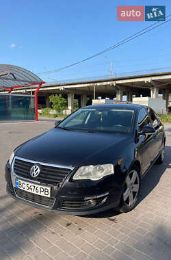 Седан Volkswagen Passat 2010 в Львові