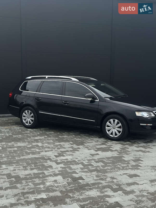 Универсал Volkswagen Passat 2009 в Львове