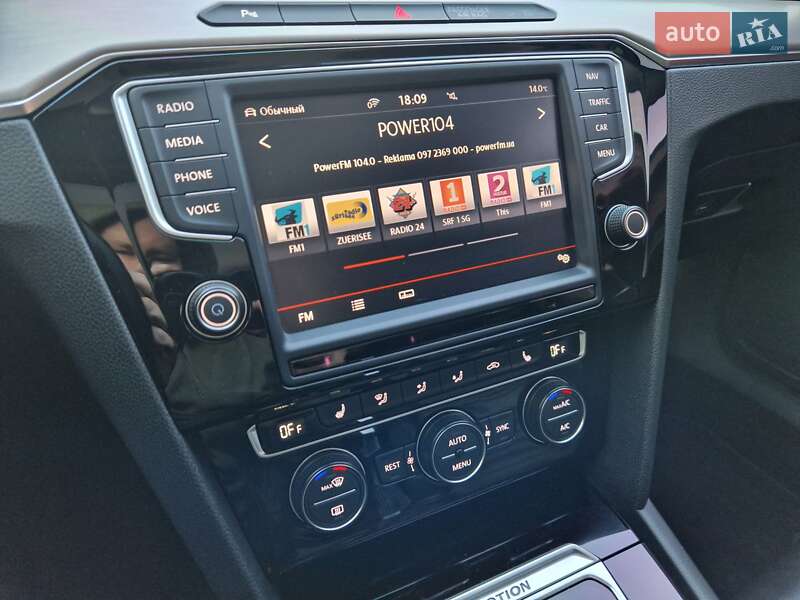 Универсал Volkswagen Passat 2016 в Киеве фото 42 Универсал Volkswagen Passat 2016 в Киеве