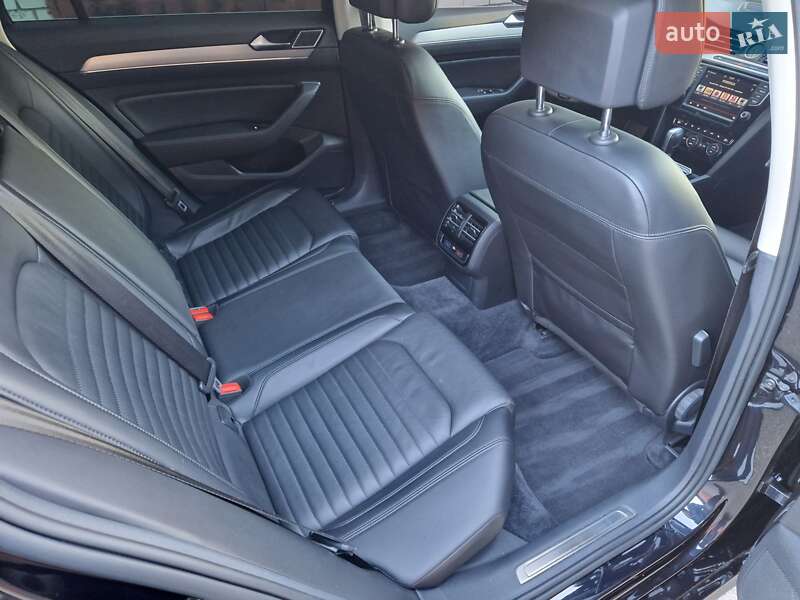 Универсал Volkswagen Passat 2016 в Киеве фото 49 Универсал Volkswagen Passat 2016 в Киеве