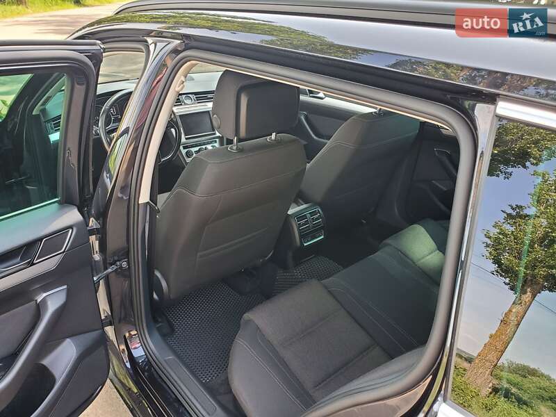 Универсал Volkswagen Passat 2015 в Тростянце фото 12 Универсал Volkswagen Passat 2015 в Тростянце