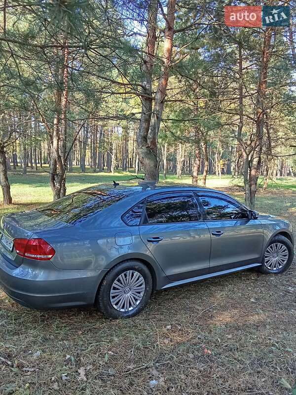 Седан Volkswagen Passat 2015 в Кропивницком