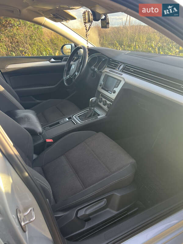 Универсал Volkswagen Passat 2015 в Львове фото 8 Универсал Volkswagen Passat 2015 в Львове