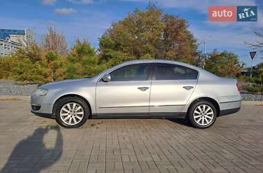 Седан Volkswagen Passat 2010 в Дніпрі