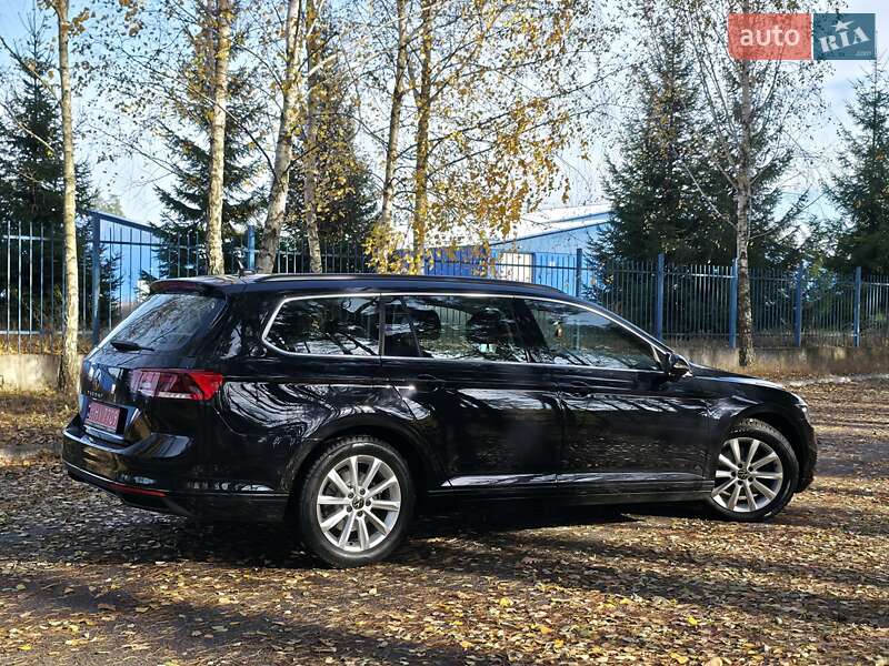 Универсал Volkswagen Passat 2022 в Буче