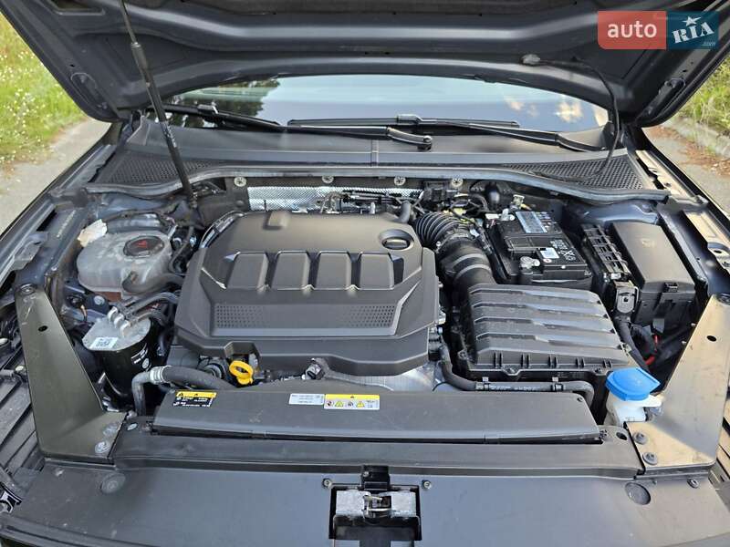 Универсал Volkswagen Passat 2022 в Буче