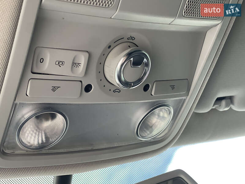 Седан Volkswagen Passat 2012 в Нововолынске фото 39 Седан Volkswagen Passat 2012 в Нововолынске