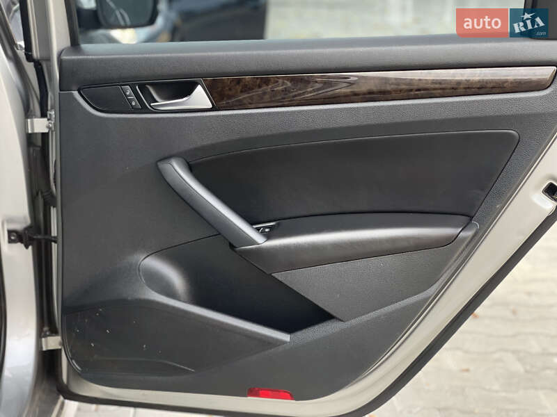 Седан Volkswagen Passat 2012 в Нововолынске фото 47 Седан Volkswagen Passat 2012 в Нововолынске