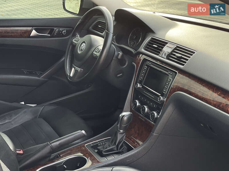 Седан Volkswagen Passat 2012 в Нововолынске фото 49 Седан Volkswagen Passat 2012 в Нововолынске