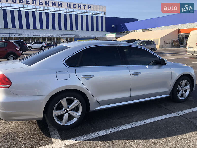 Седан Volkswagen Passat 2015 в Черкассах