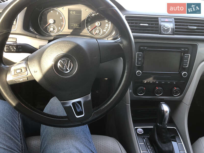 Седан Volkswagen Passat 2015 в Черкассах