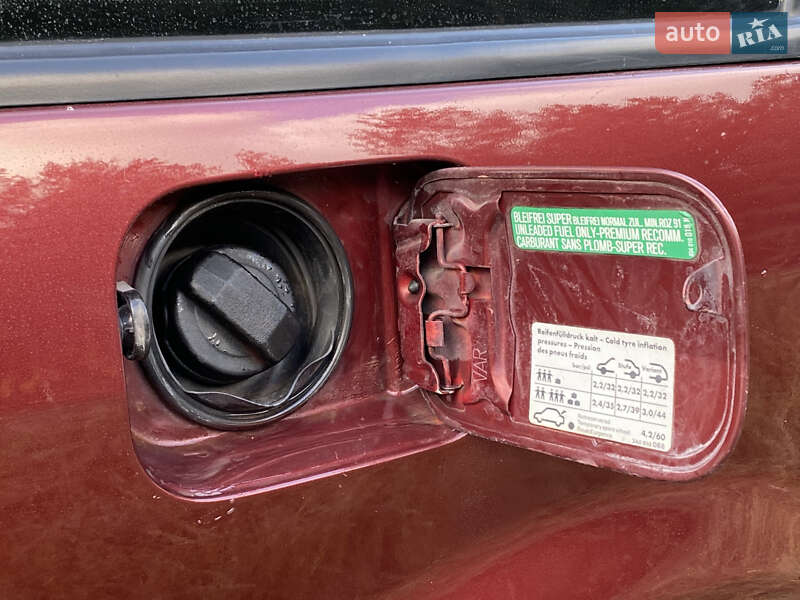 Універсал Volkswagen Passat 1996 в Харкові